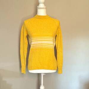 Mint Vintage 1970s Master Knit Wool Yellow/White Ribbed Sweater Made in Austria